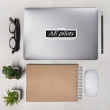 AE Pilots kiss cut slap